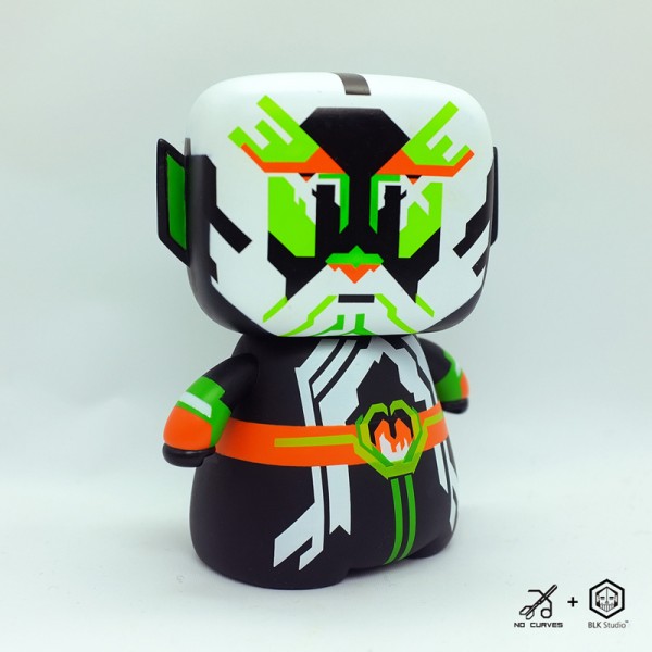 老子 LAOZI - Limited Edition Toy // NO CURVES for BLK Studio China (2)